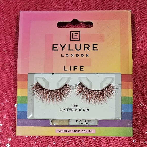 LASHES (LIFE)#69 - Picture 2 of 2